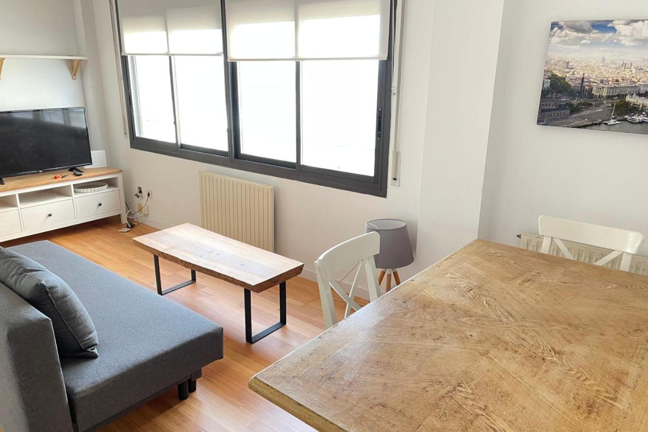 Apartment With Sea Views Next To The Beach Of Mar Bella Barcelona Exterior photo